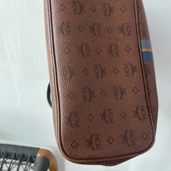 MCM brown stripe visetos top zipper tote bag - Picture 15 of 17